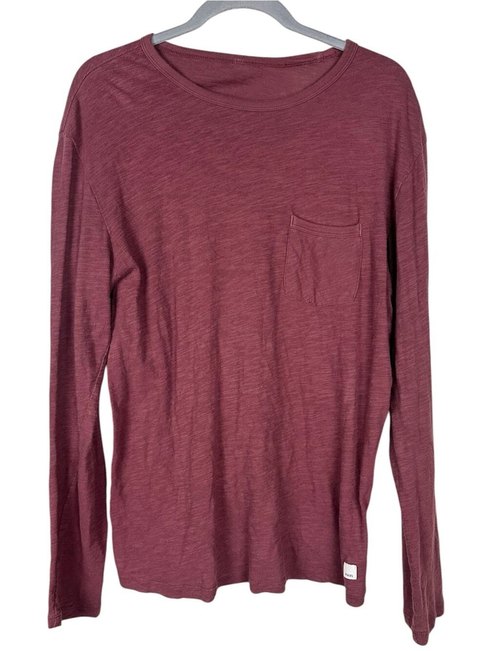Vuori Men's Rise Long Sleeve Tee in Burgundy Medium